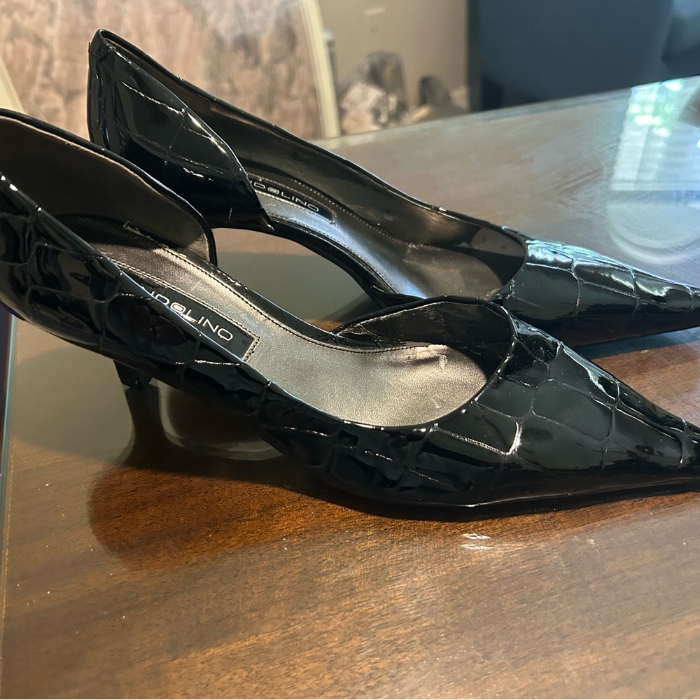 Bandolino Black Patent Leather Heels Kitten Pumps Size 9M Never Worn